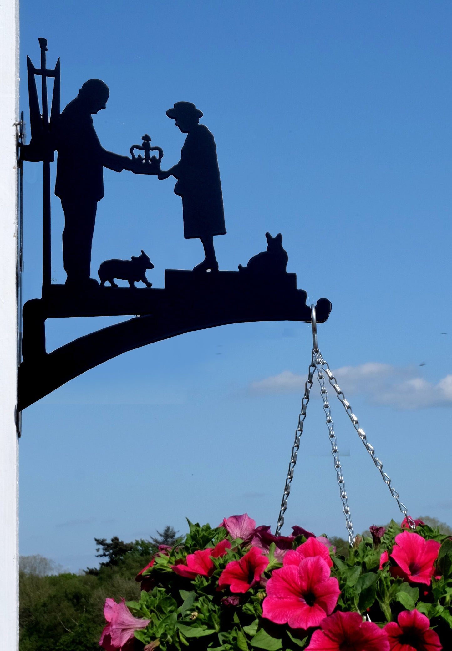 Coronation Hanging Basket Bracket