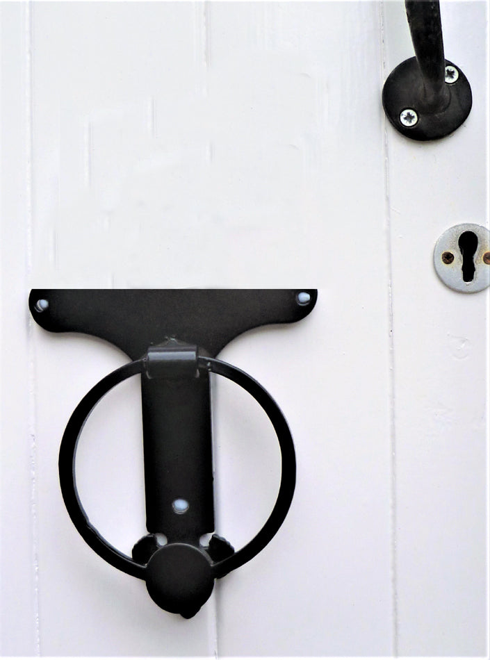 Our simple elegant Door Knocker that makes a real statement – The Profiles  Range