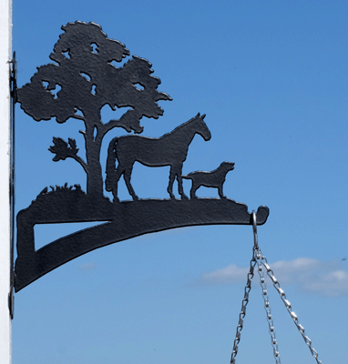 Basset Bleu De Gascony Hanging Brackets